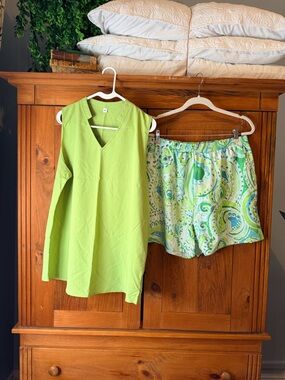 Lime Green Sleeveless Tunic & Paisley Shorts Set